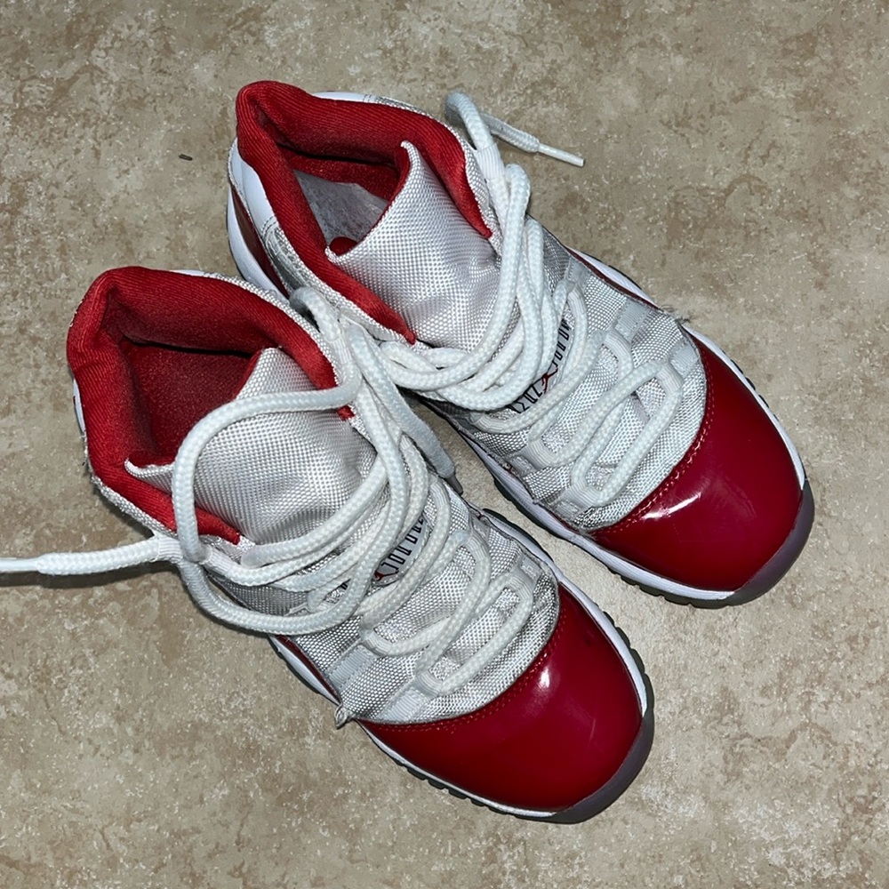 Boys sneakers